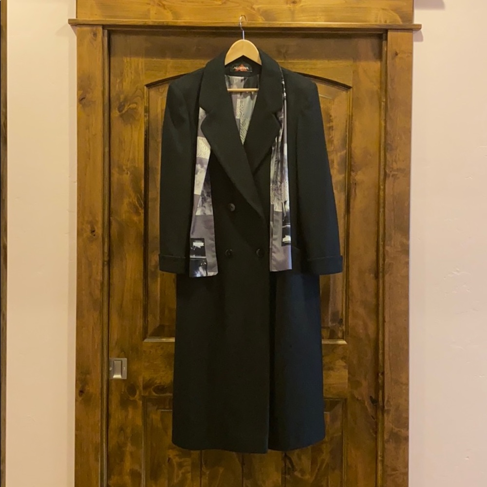Black dress coat (long)